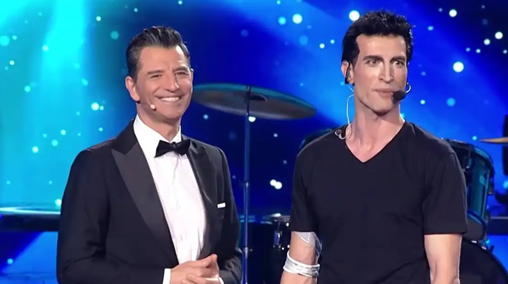 Σάκης Ρουβάς: Η αντίδραση του όταν ηθοποιός μεταμορφώθηκε σε εκείνον [βίντεο]